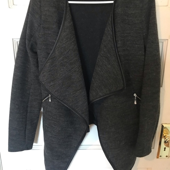 Cardigan - Picture 2 of 3